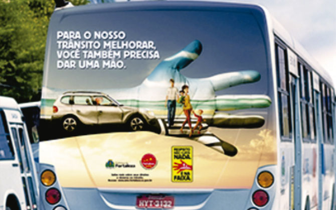 C&M Busdoor